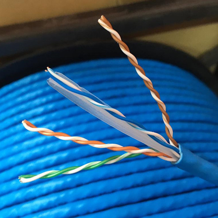 کابل شبکه Cat6 لگرند مدل utp/متری