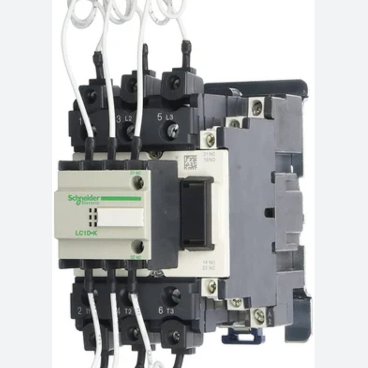 کنتاکتور خازنی 33.3 KVar اشنایدر مدل AC LC1 DPK12 کپی